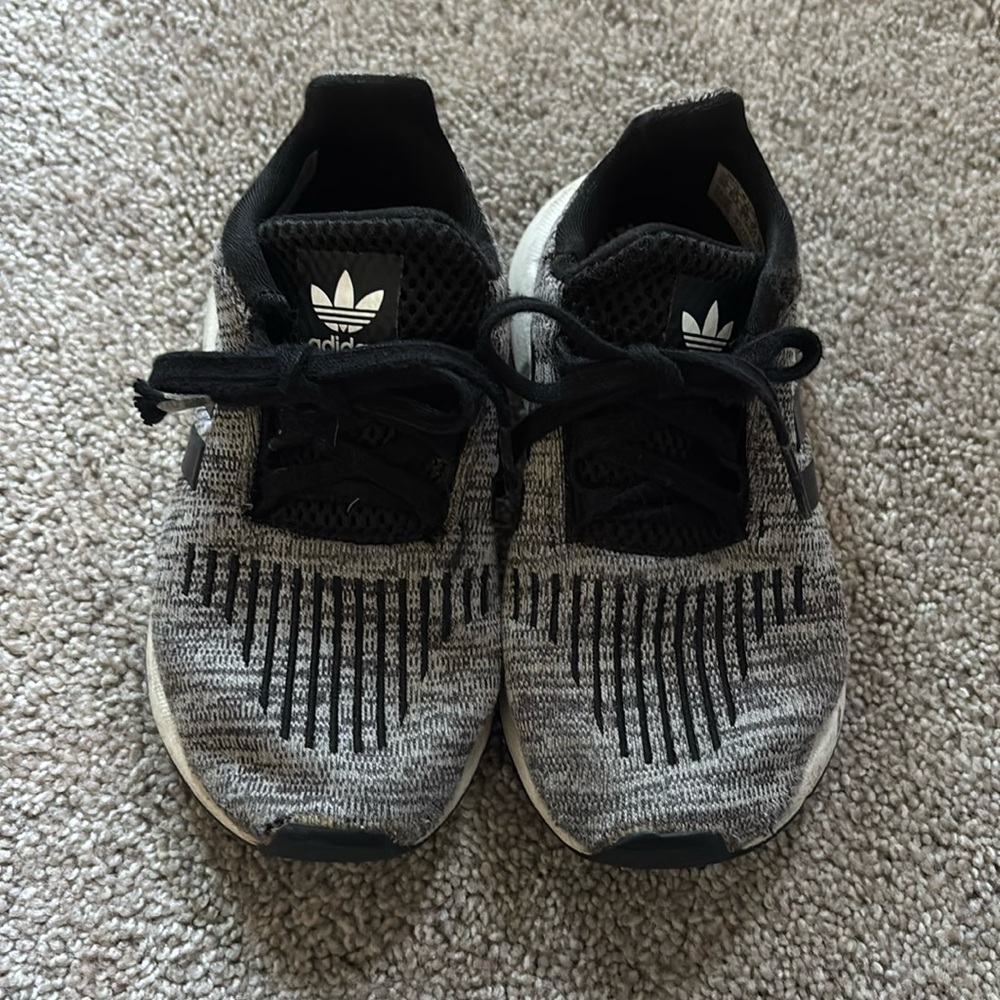 Adidas Tennis Shoes Toddler Size 9